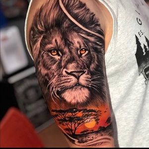 Meet your Posher, Cesar